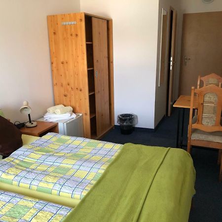 Hotel Zrcadlova Koza Turnov Zewnętrze zdjęcie