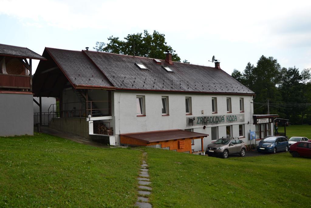 Hotel Zrcadlova Koza Turnov Zewnętrze zdjęcie